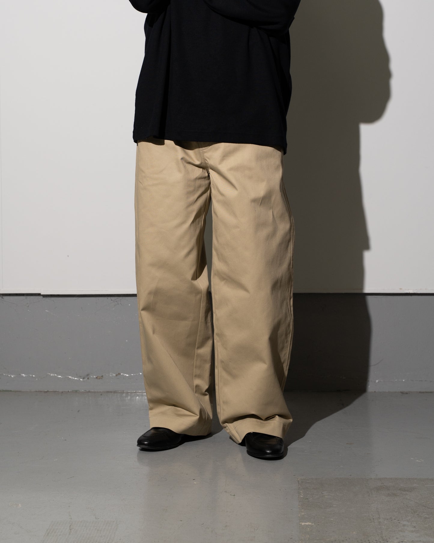 DOUBLE BELT PANTS - BEIGE