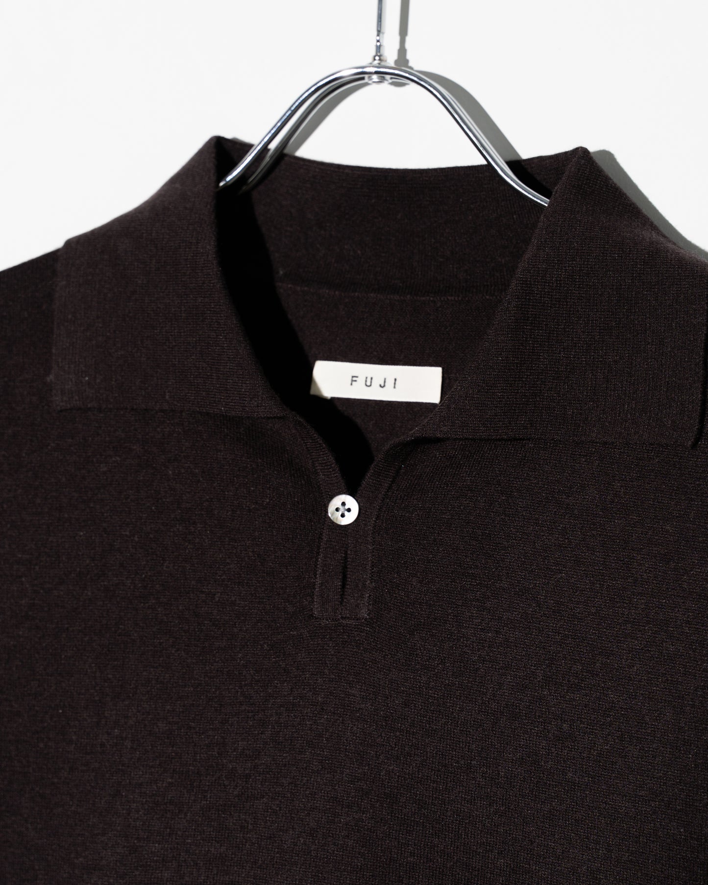 SILK CASHMERE S/S SKIPPER POLO - BROWN