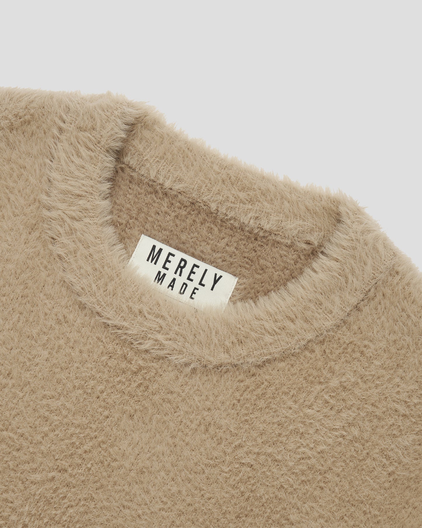 SNUG POLAR BEAR SWEATER - SALT BROWN