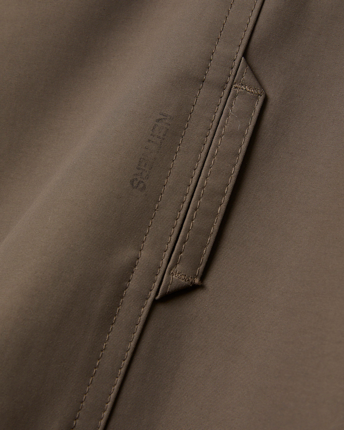 REIMAGINED POSTMAN HOODED JACKET - BROWN