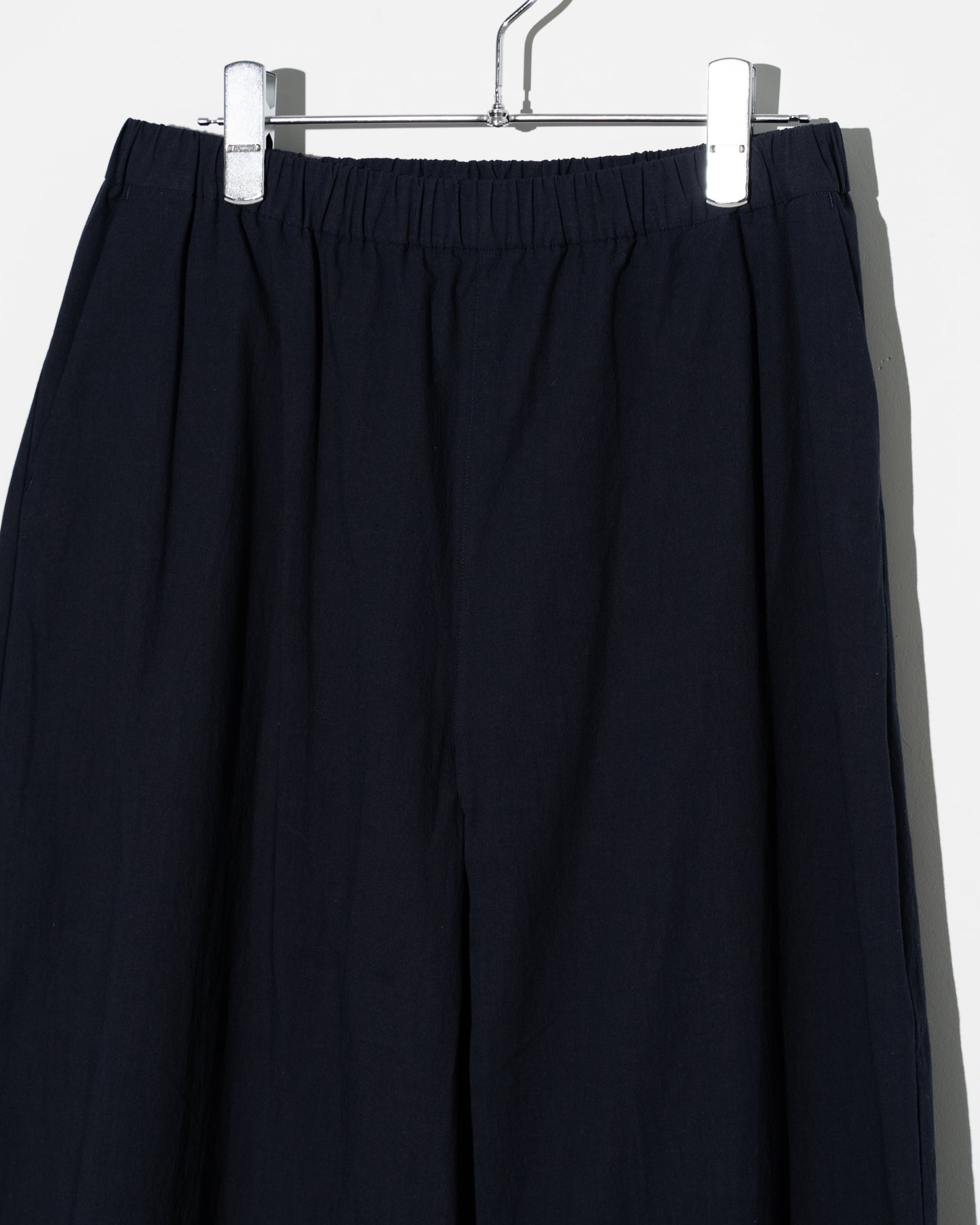 COTTON BALLOON PANTS (WOMEN) - NAVY