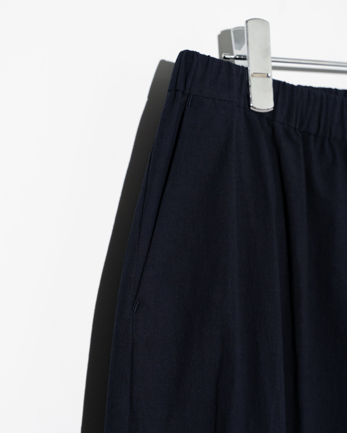COTTON BALLOON PANTS (WOMEN) - NAVY