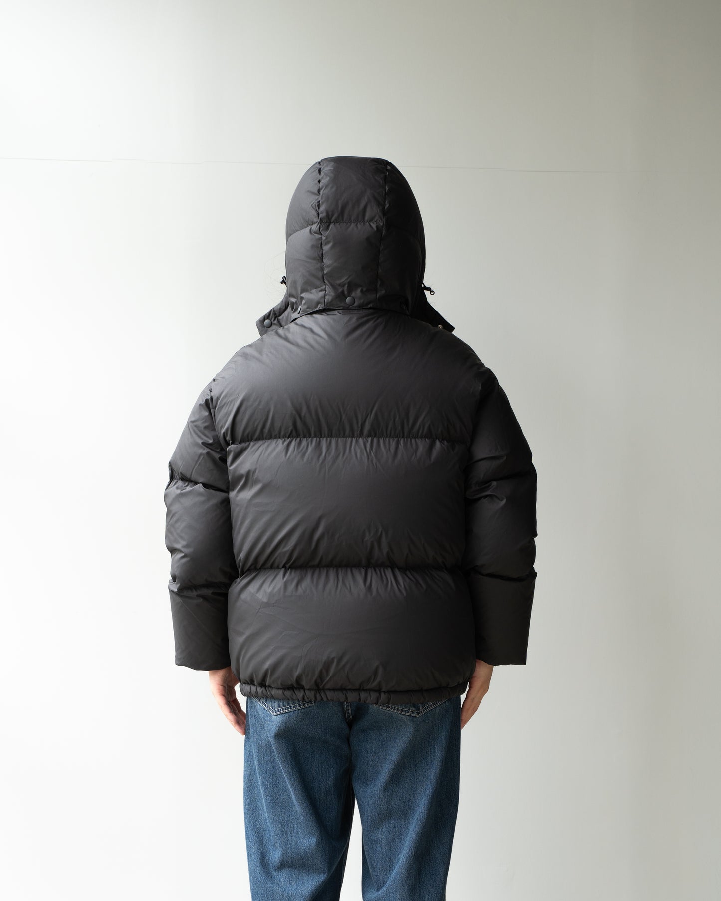 SURVIVOR DOWN JACKET - BLACK