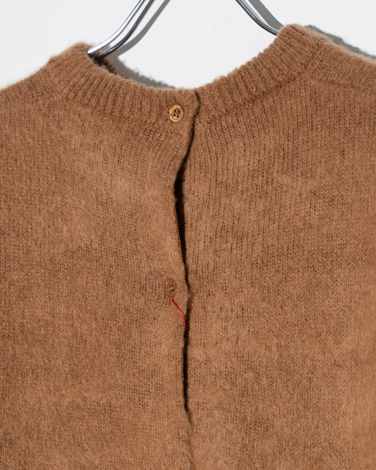 FLUFFY PULLOVER / CARDIGAN - BROWN