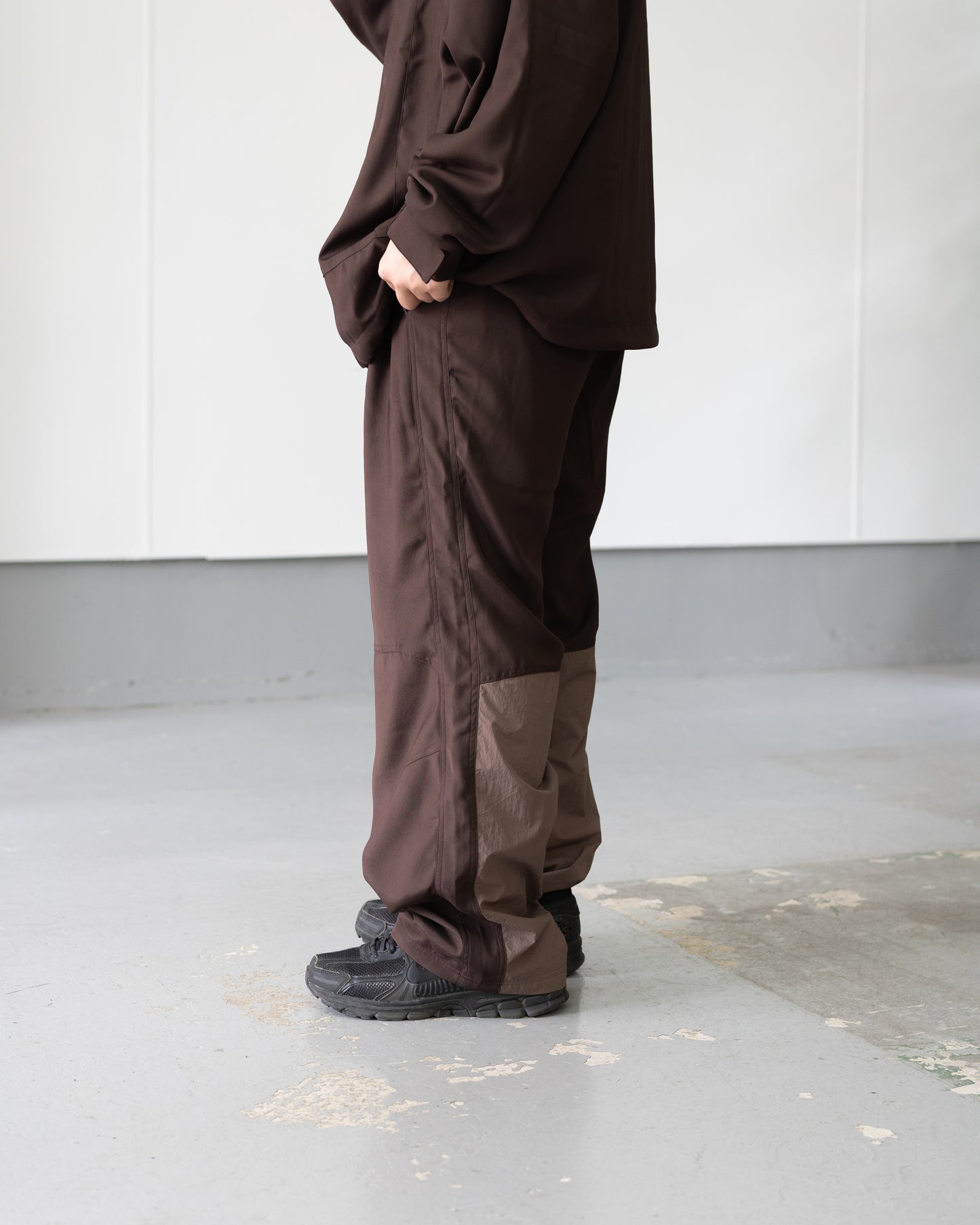 CLUB TRUNK PANTS - BROWN