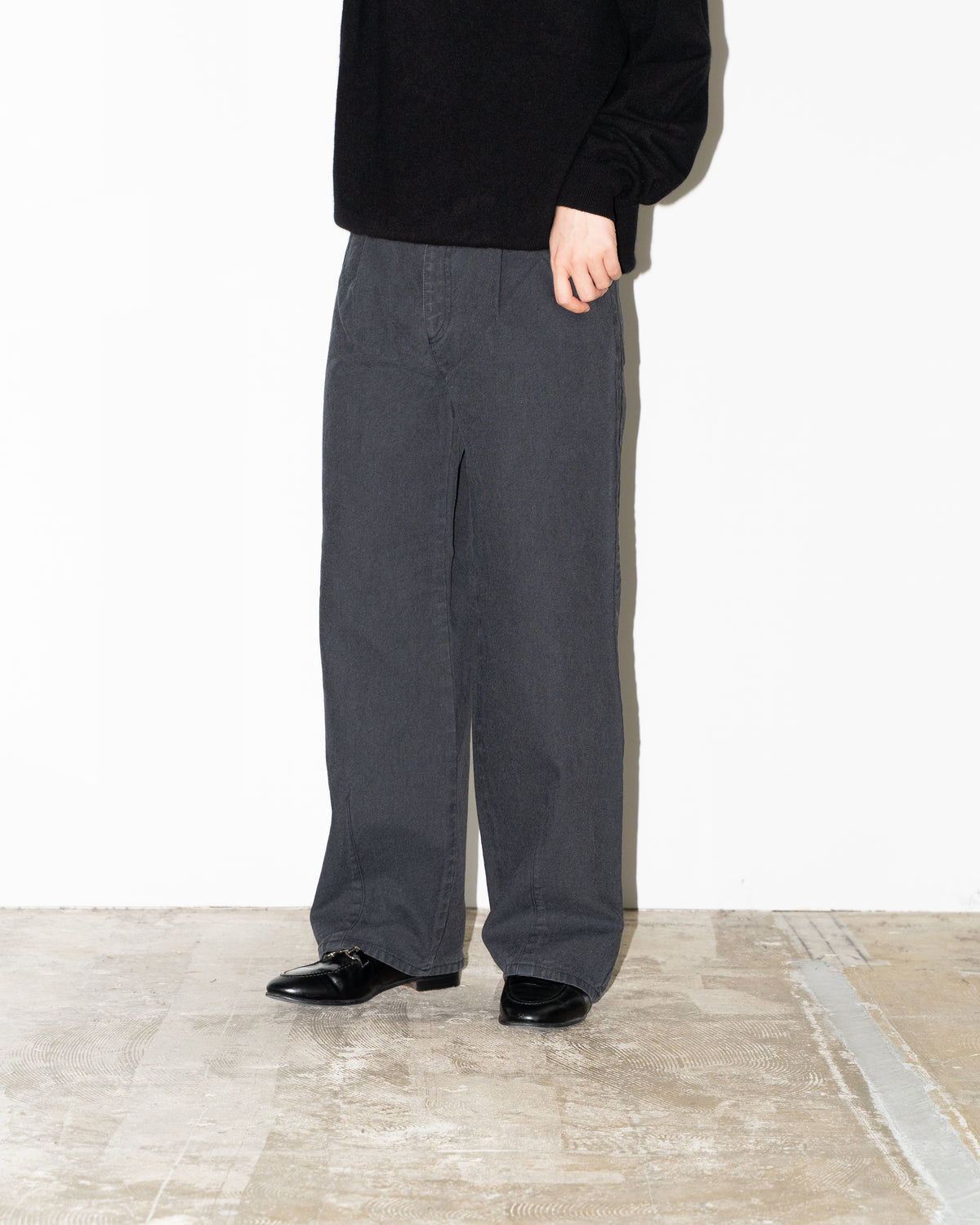 FIVE POCKET DENIM - GRAY BLACK