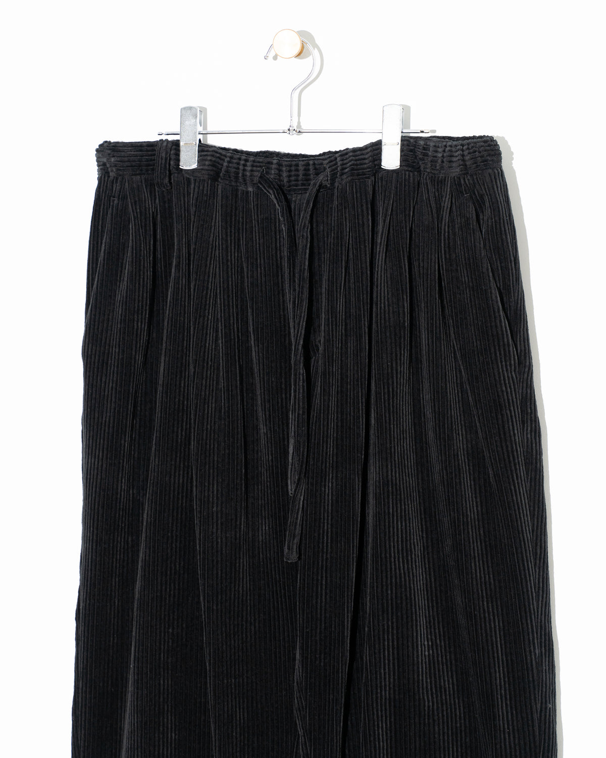 CORDUROY RELAX PANTS - BLACK