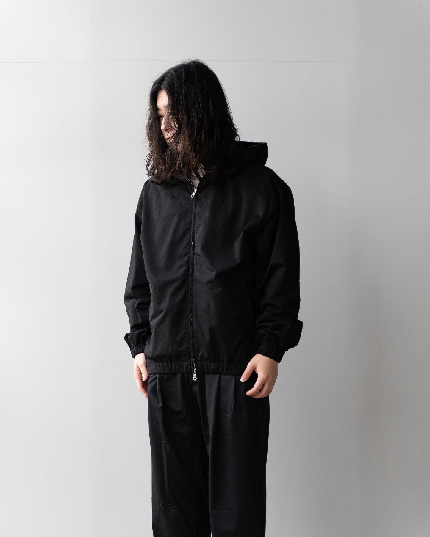 36G NYLON HOODIE - BLACK DYE