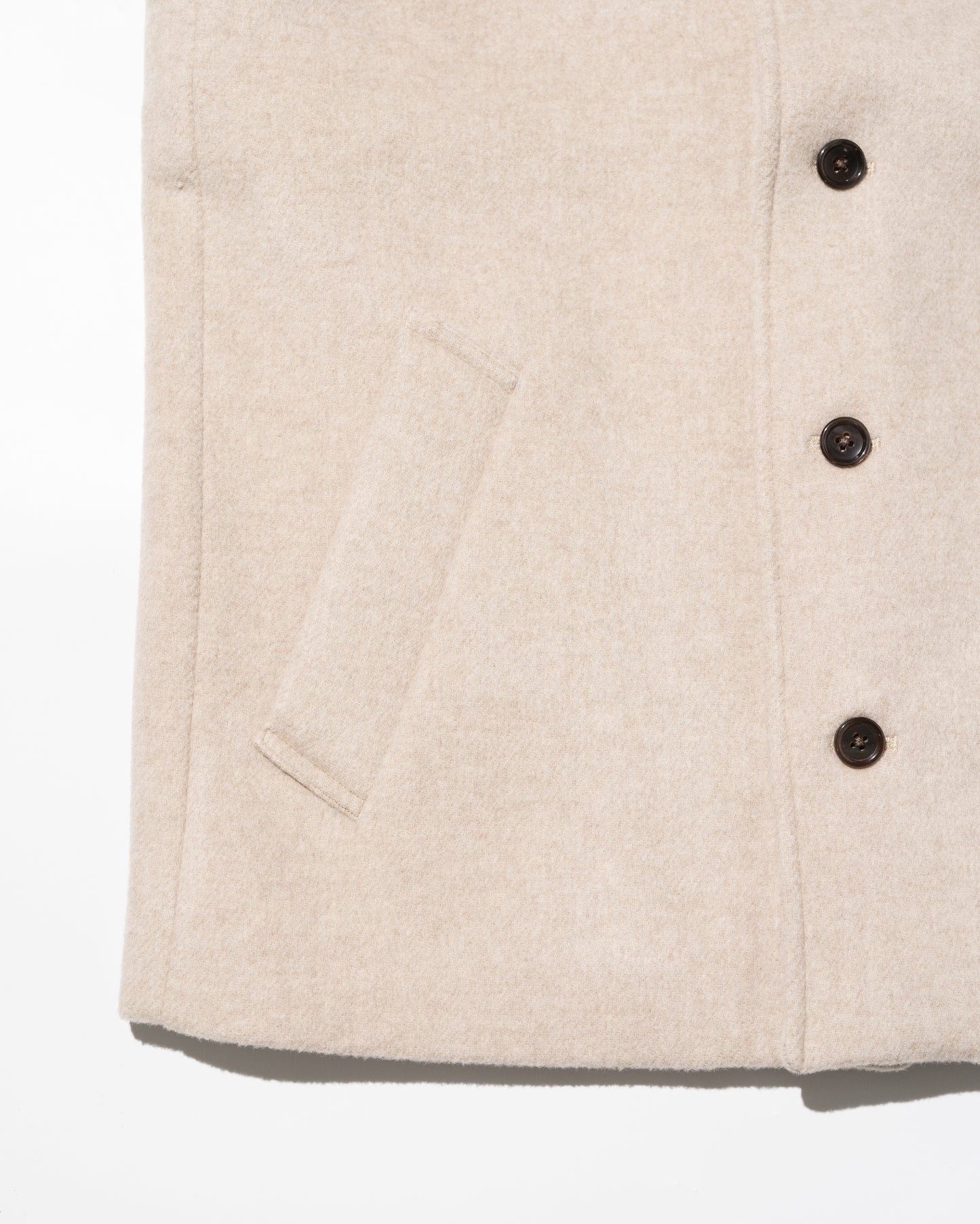 LAMBSWOOL MELTON STAND COLLAR GILET - OFF WHITE