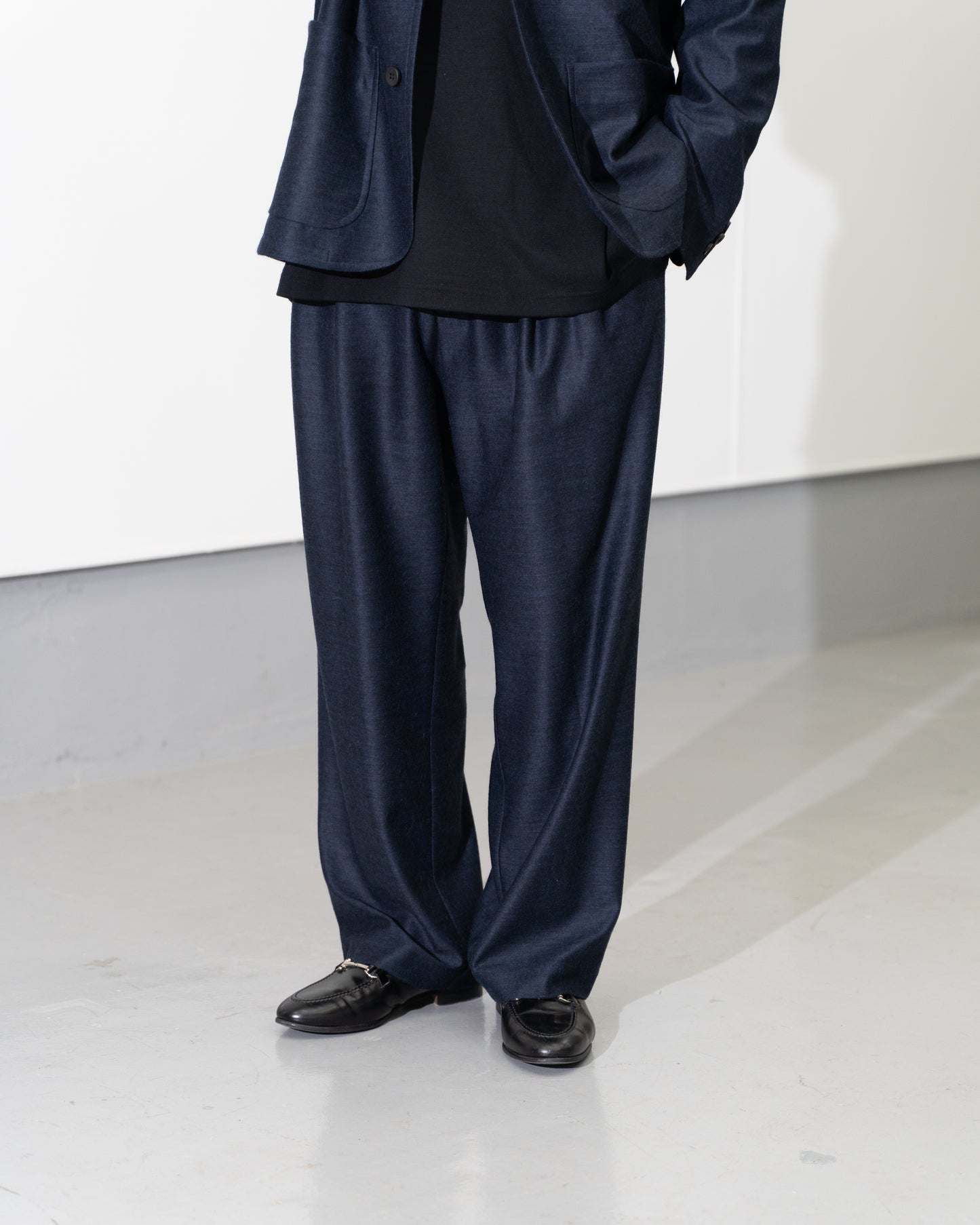 24G MOHAIR TROUSER - NAVY