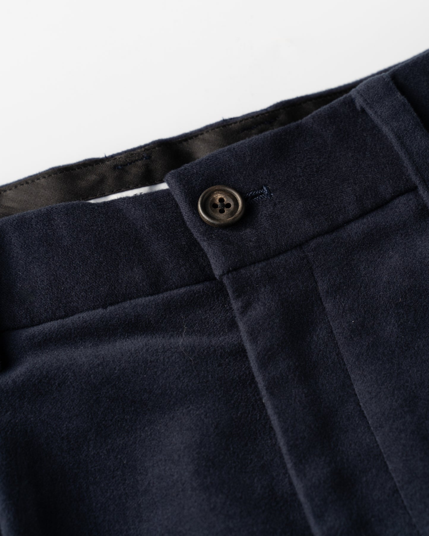 BRITISH MOLESKIN 2 TUCK WIDE PANTS - NAVY