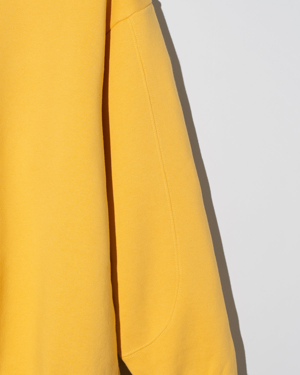 SWITCHING PATTERN SWEAT - YELLOW