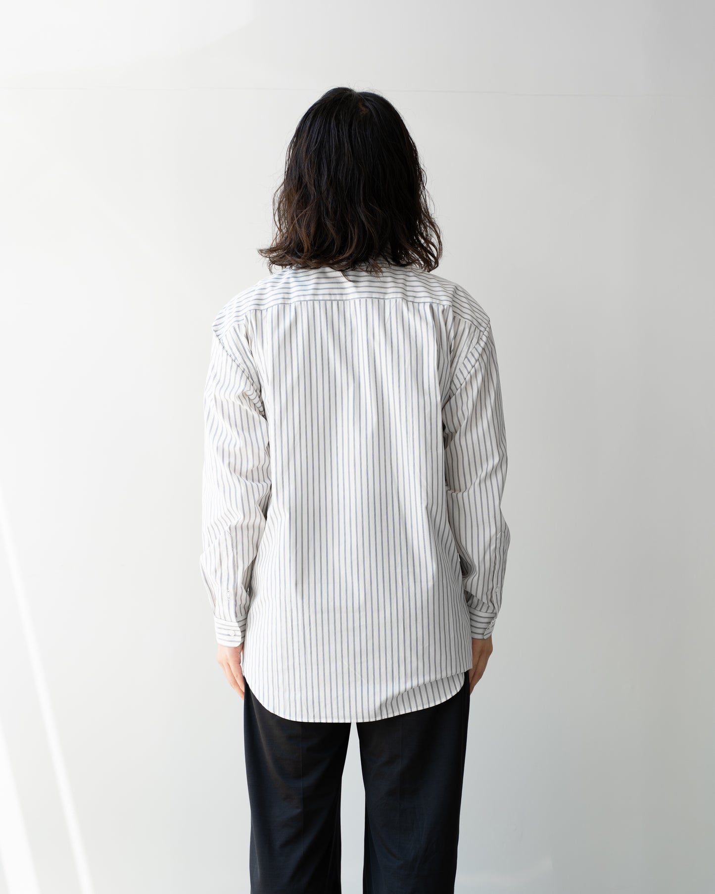 CLASSIC COLLAR STRIPE SHIRT - BLUE STRIPE