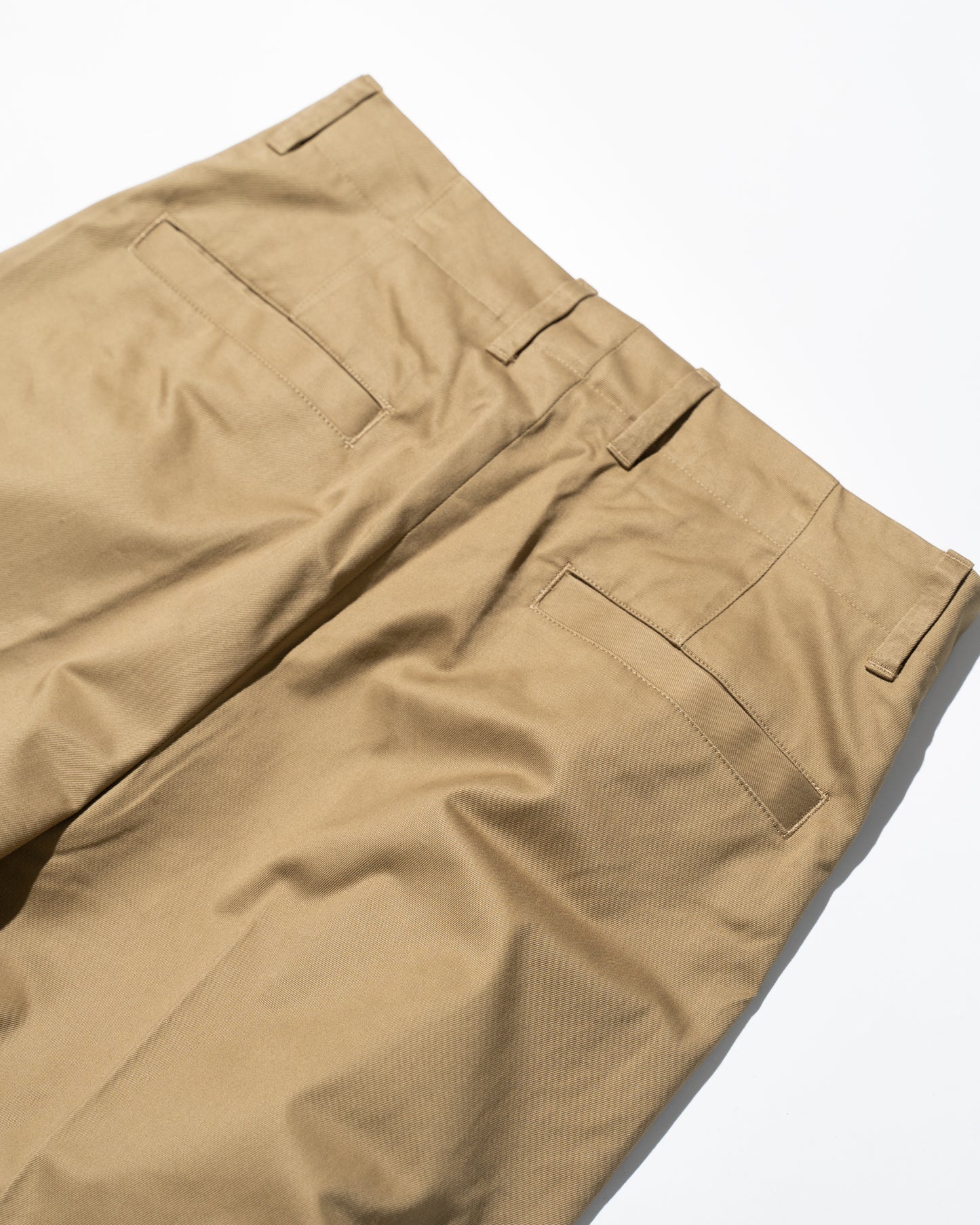 2TUCK WIDE CHINO TROUSERS - CAMEL