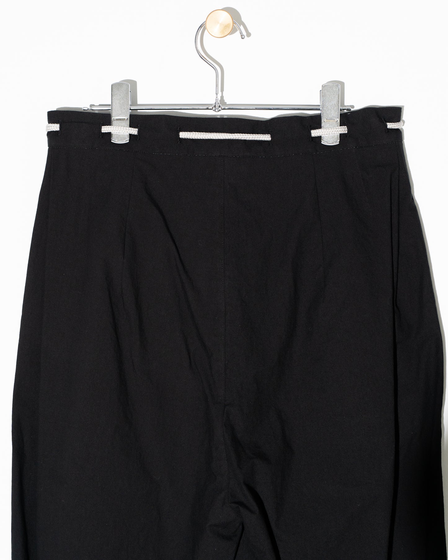 COTTON BROAD BARREL TROUSERS - BLACK