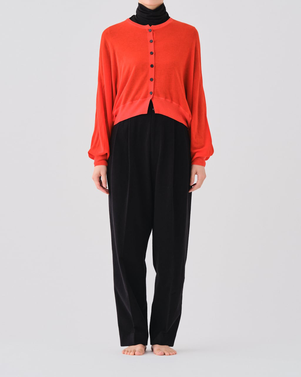 TENCEL CASHMERE SILK KNIT CROPPED CREW NECK CARDIGAN - SCARLET