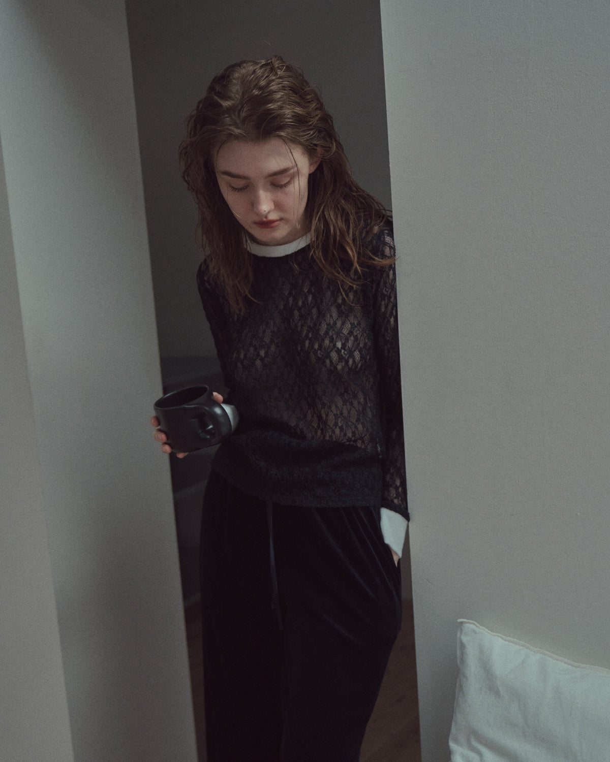 LAYERED VELOUR PANTS - NAVY