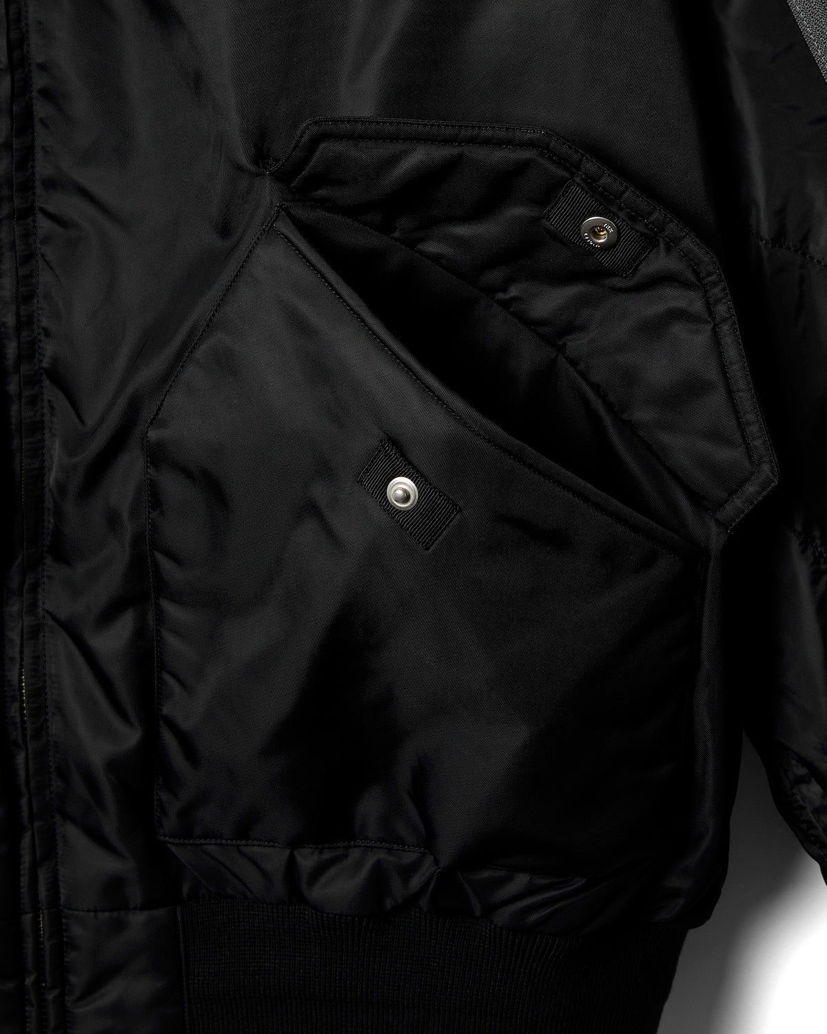 REIMAGINED PHOTOGRAPHER 3M THINSULATE™ JACKET - BLACK