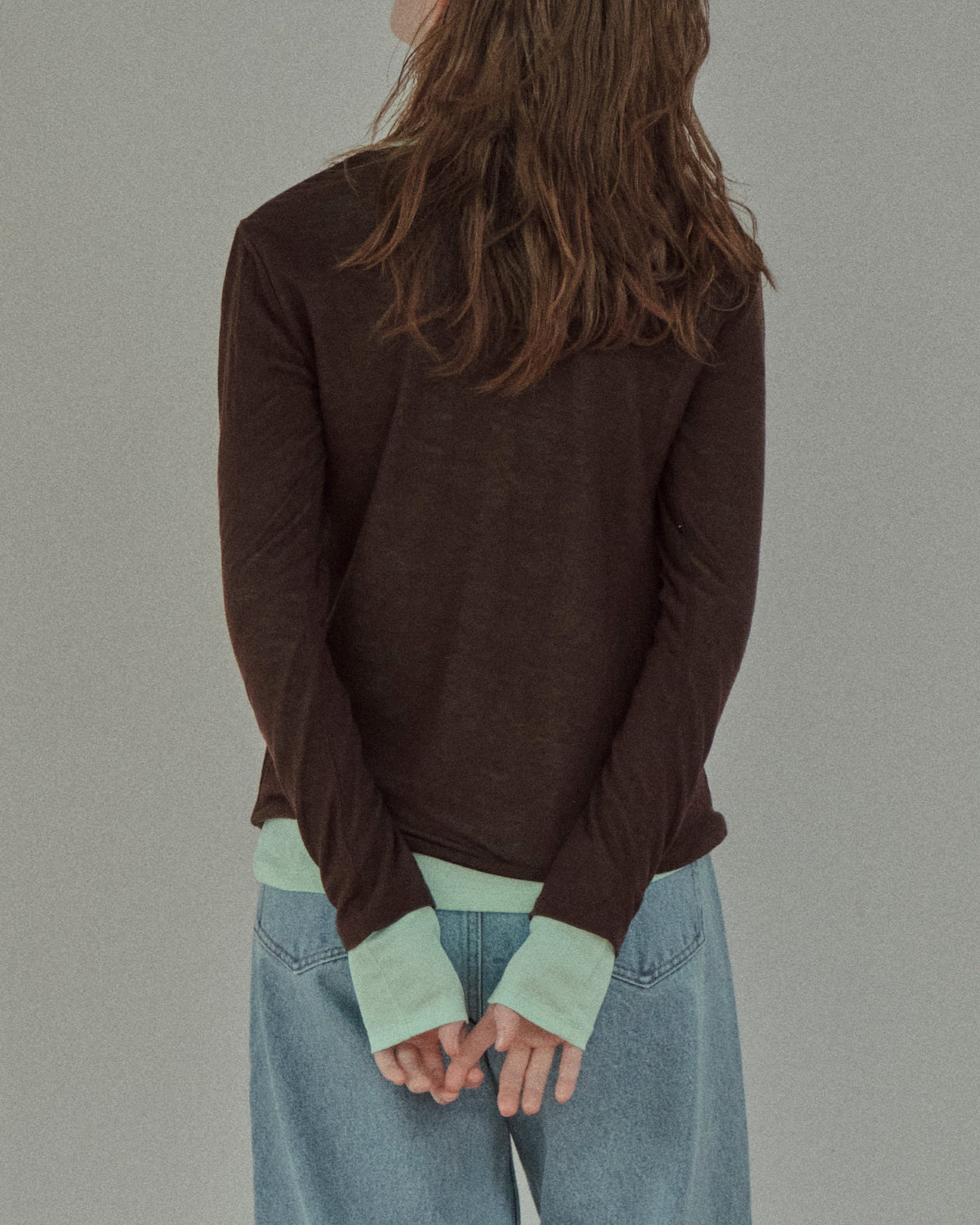 OFFSET LAYER TOP - GRAY